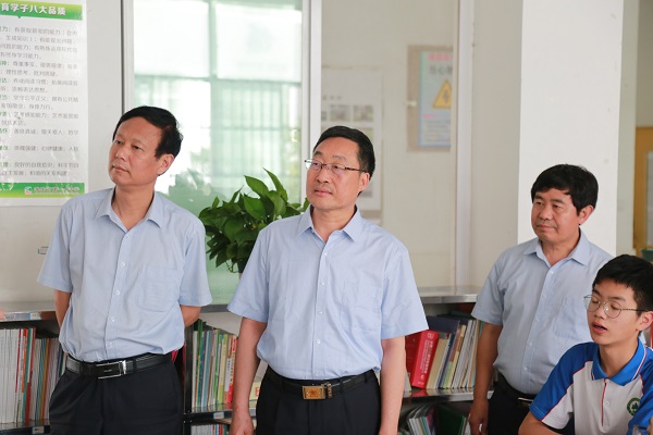02.JPG